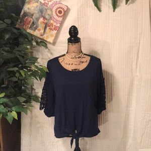 •BUNDLE ONLY• NEW YORK LAUNDRY TOP